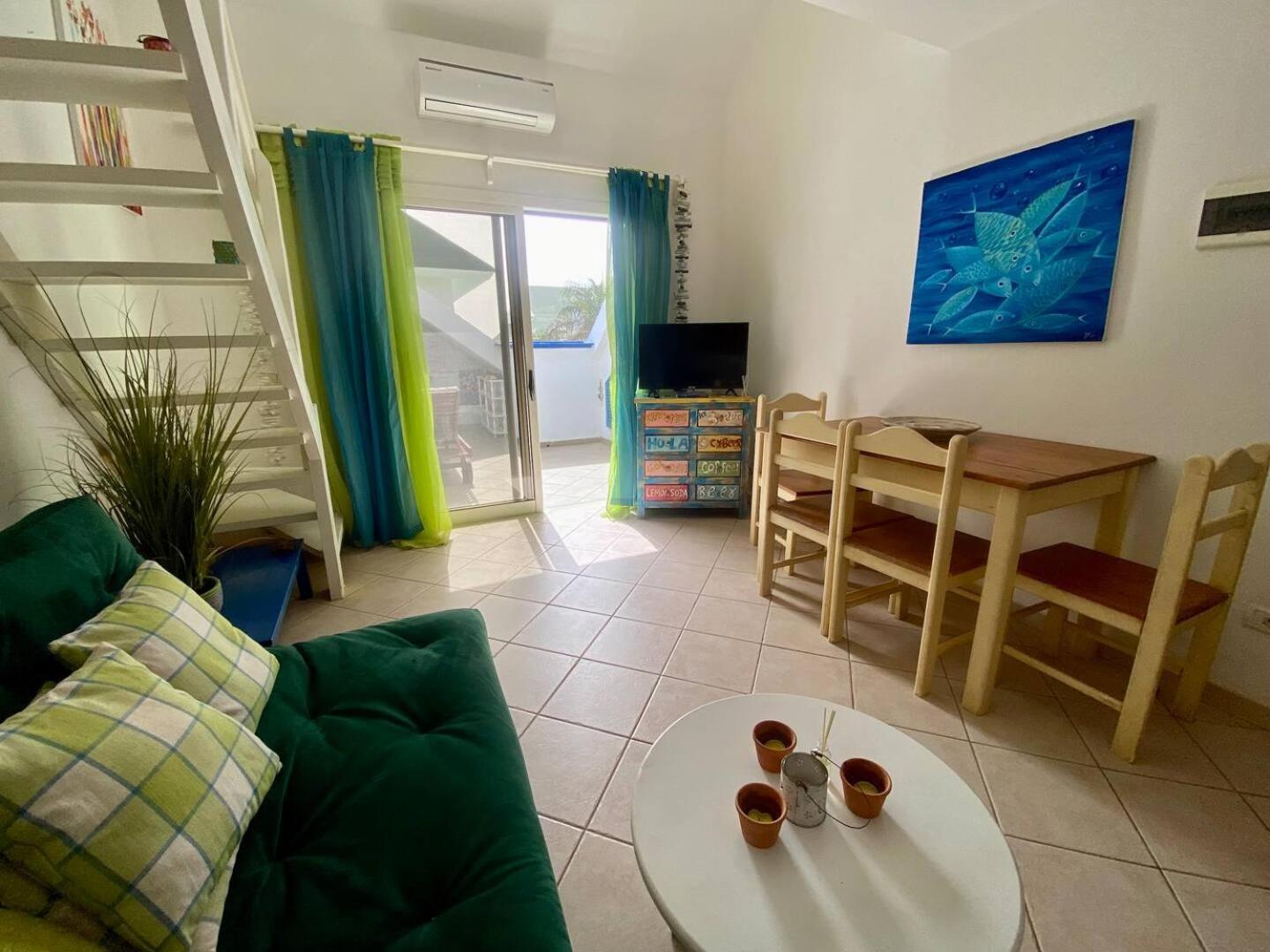 Leme Bedje Two Bedroom - By Bobbywashere Santa Maria Esterno foto