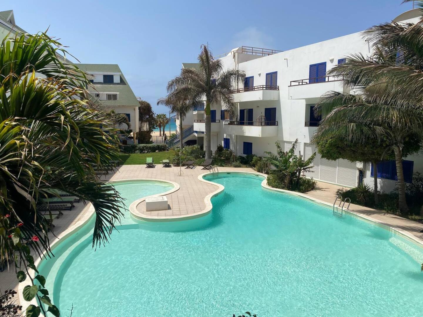Leme Bedje Two Bedroom - By Bobbywashere Santa Maria Esterno foto