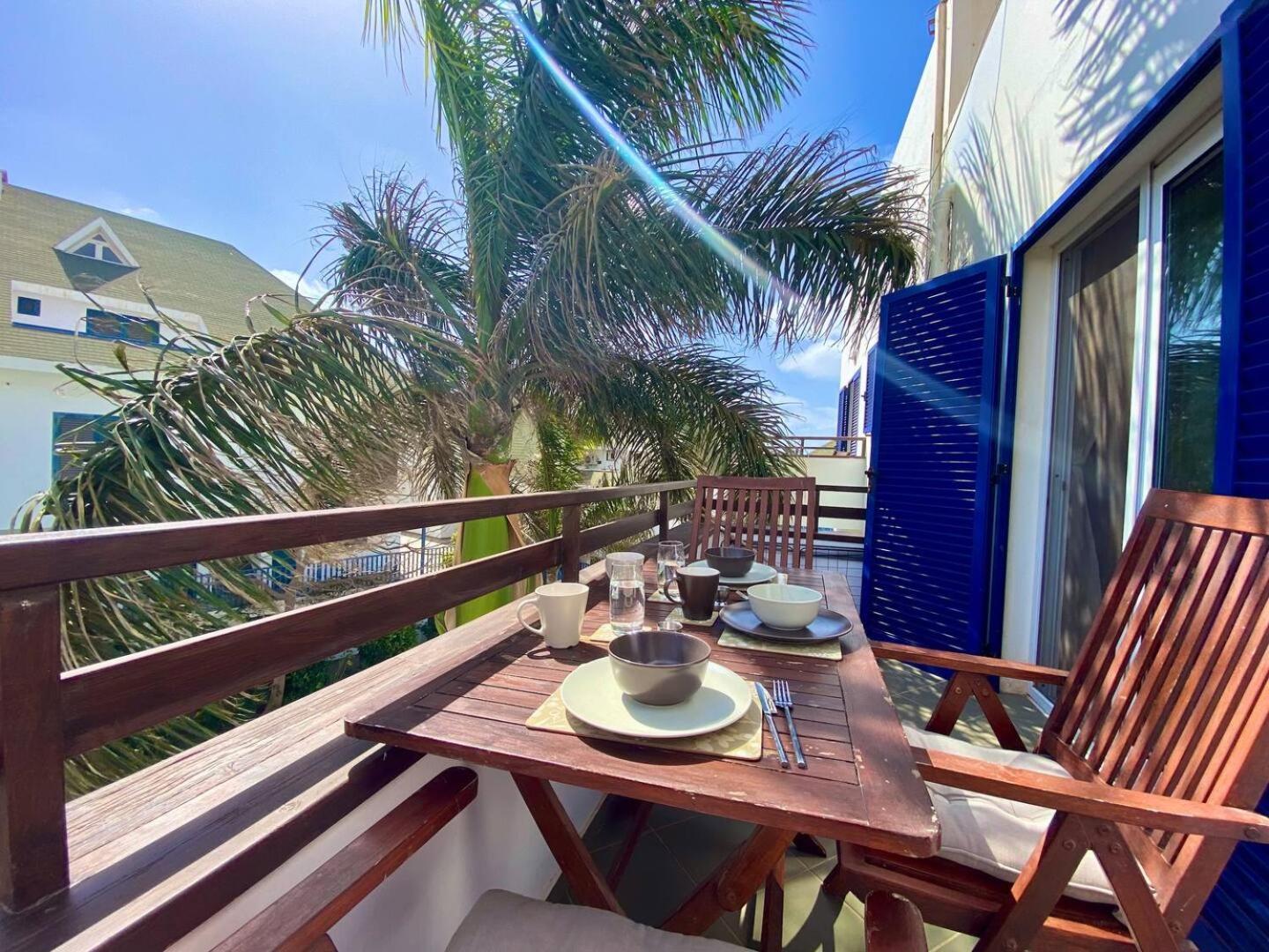 Leme Bedje Two Bedroom - By Bobbywashere Santa Maria Esterno foto
