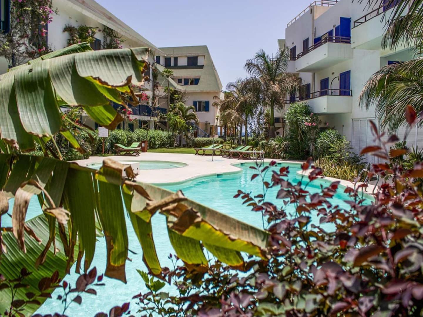 Leme Bedje Two Bedroom - By Bobbywashere Santa Maria Esterno foto