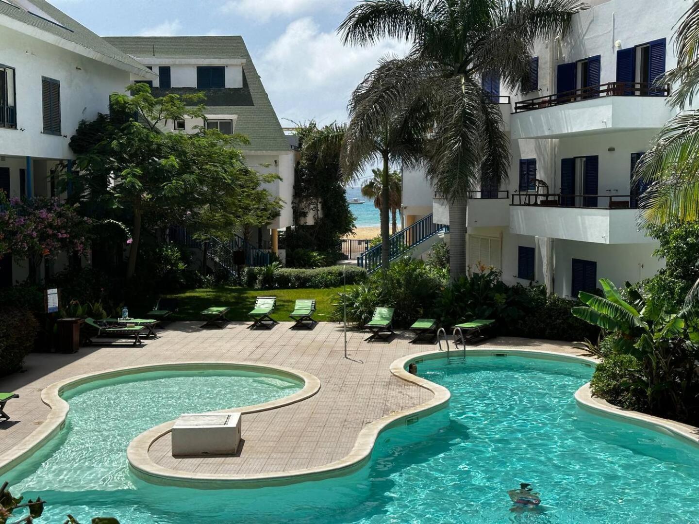 Leme Bedje Two Bedroom - By Bobbywashere Santa Maria Esterno foto